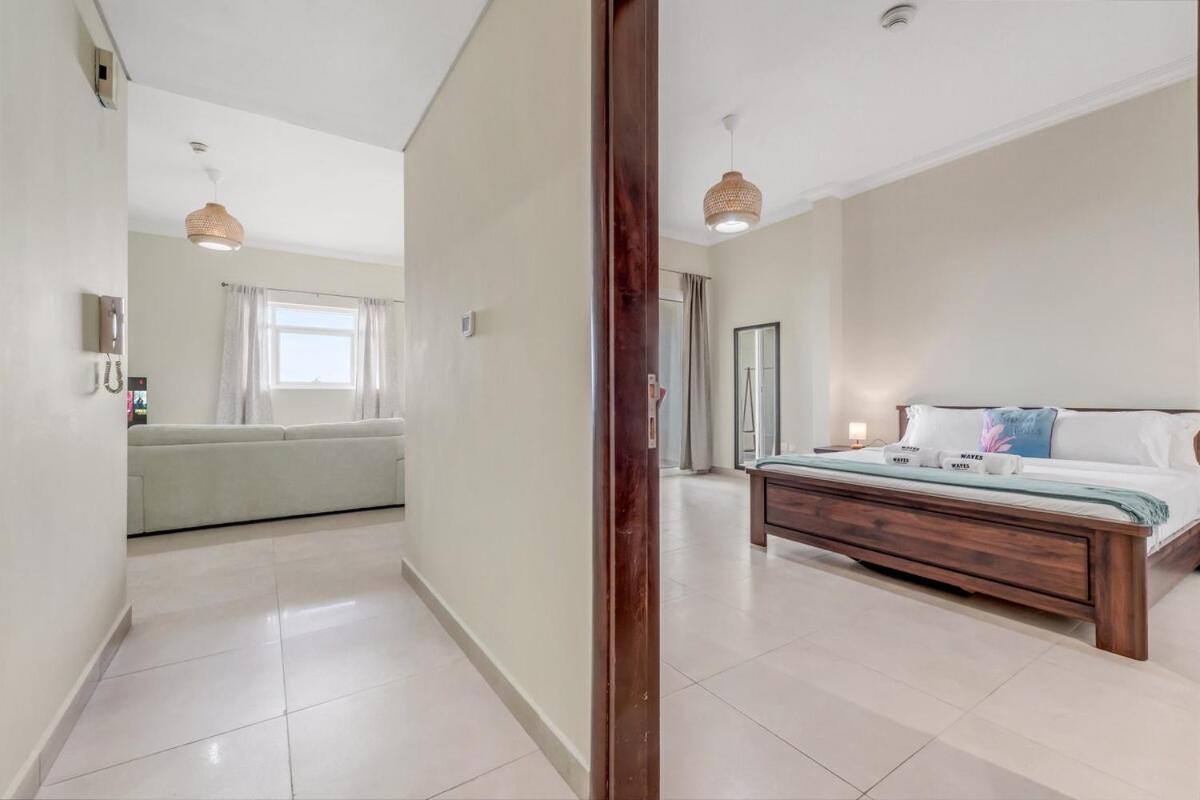 Waves - Spacious 1br With Balcony & Cozy Interiors In Jvc Appartement *
